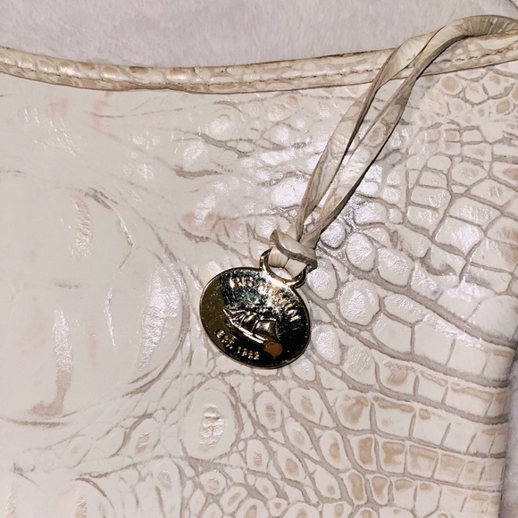 BRAHMIN Ivory Bone Crocodile Crossbody Bag - Picture 4 of 15